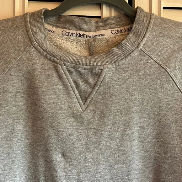 Calvin Klein Light Gray Sweatsuit - Picture 4 of 10